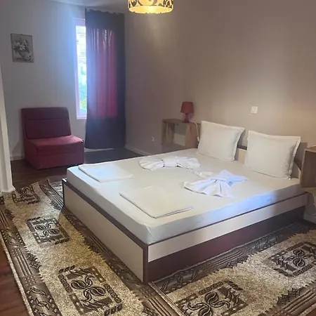 Къща За Гости Canavan'S *