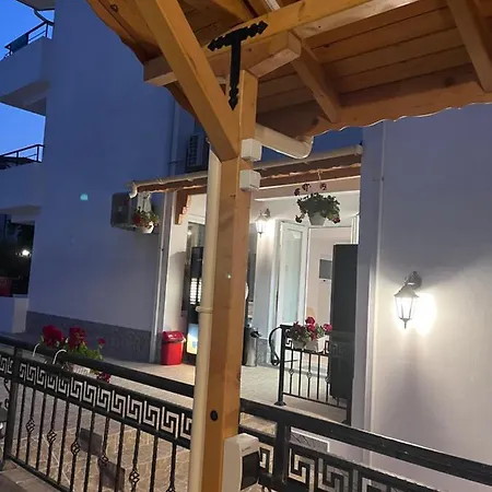 Къща За Гости Canavan'S Ravda